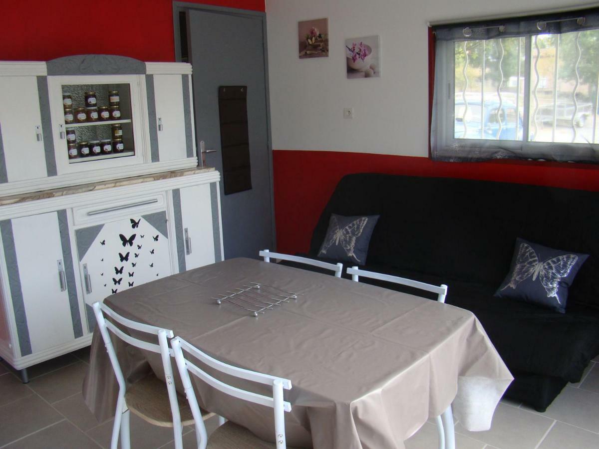 Studio/Gite Les Papillons Lablachere ภายนอก รูปภาพ